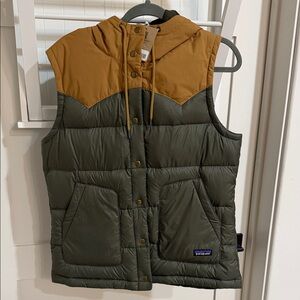 Patagonia Two-Tone Puffer Vest - Olive and Tan